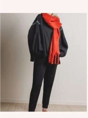 Zenana Outfitters Black Straight Leg Tailored Pants